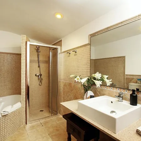 Encinas 别墅 波连萨港