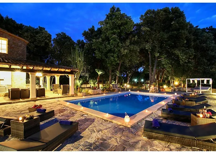 Encinas 波连萨港