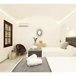 Encinas Villa *
